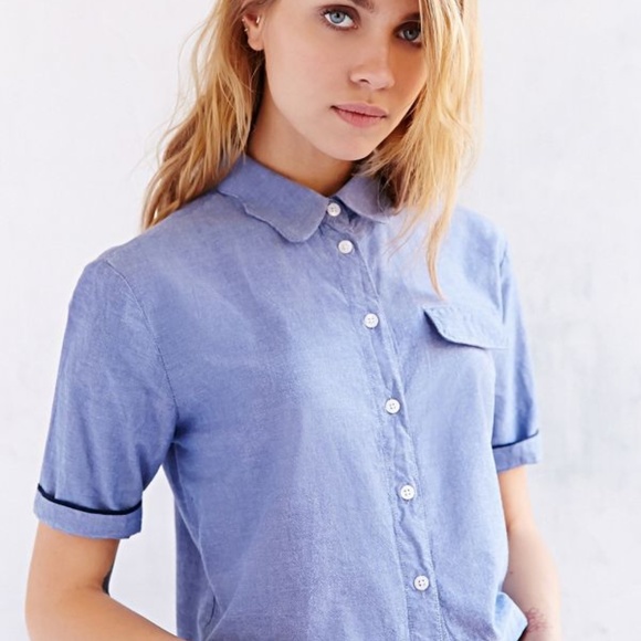 NWOT UO Denim Button Down Crop Top - Picture 1 of 5